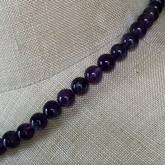 💗 HOST PICK 💗 Mauve Glass Bead Necklace - Picture 2 of 6
